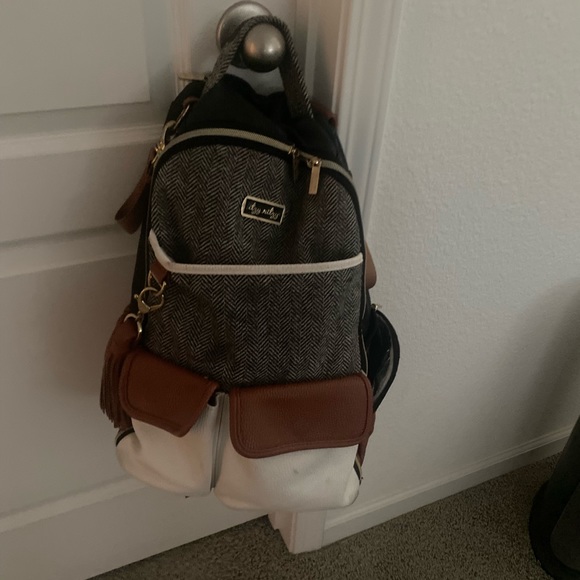 Itzy Ritzy diaper backpack - Picture 2 of 3